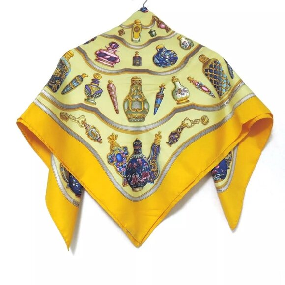 Auth HERMES Carre 90 - Light Yellow Dark yellow Multi Scarf - Picture 2 of 7